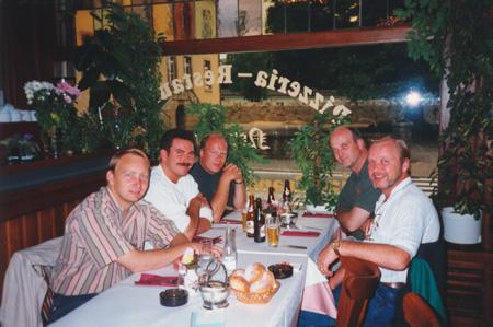 VM1993 04