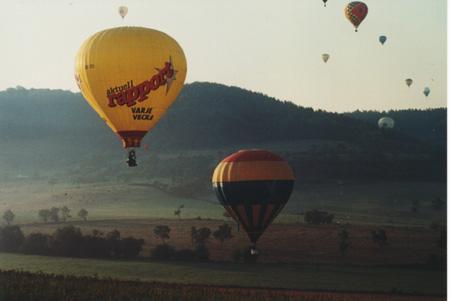 VM1993 73