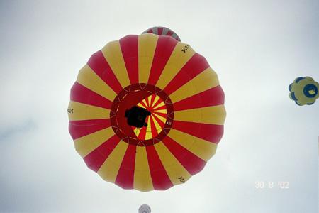 045